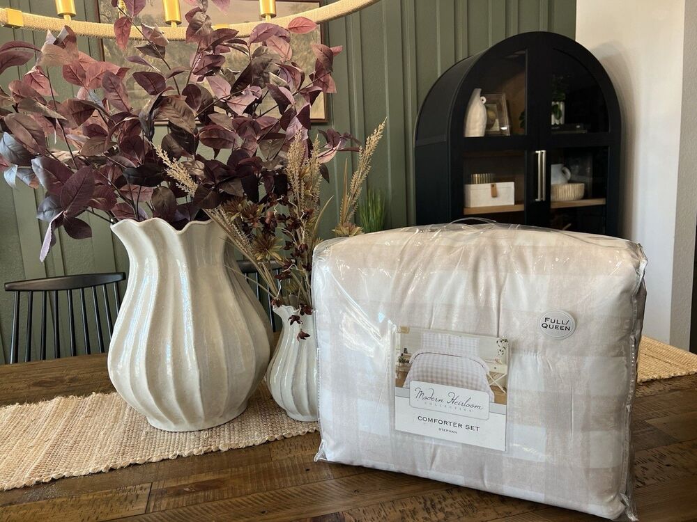 Modern Heirloom Queen Gingham Comforter Tan NEW
